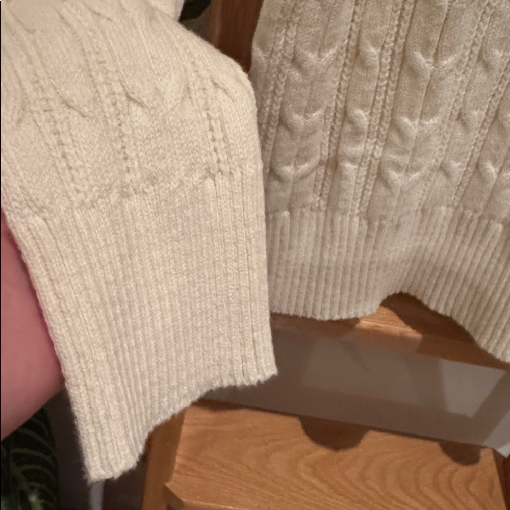 🆕 St. John's Bay Off-White Cable Knit Turtleneck Sweater - Picture 2 of 7